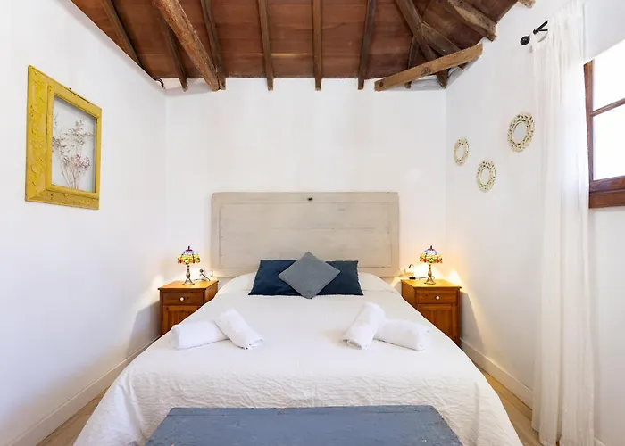 Home2book Garden Haven Bbq Classic Cozy