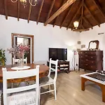 Home2book Garden Haven Bbq Classic Cozy 公寓